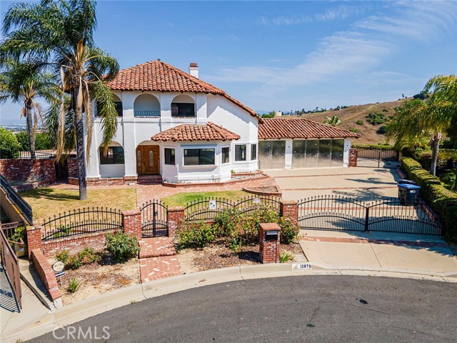 Property photo of 12879 Fallview CT