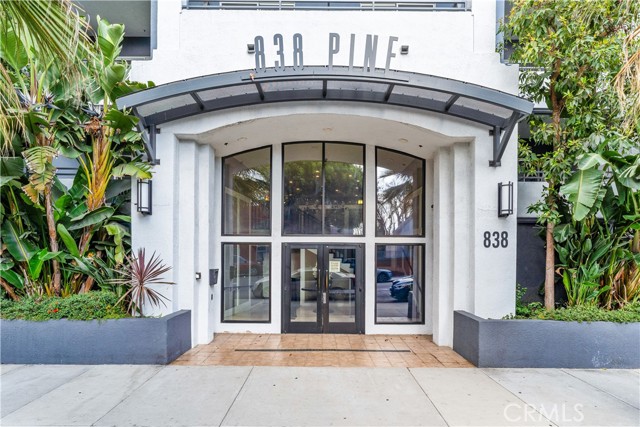 Property photo of 838 Pine AV