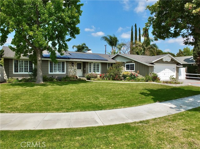 Photo of 729 East Emerson Ave