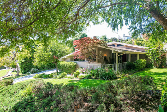 Property photo of 1611 Via Del Rey