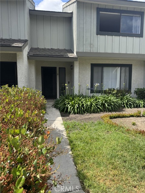 Property photo of 1485 W Cerritos AV