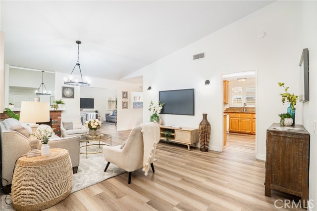 Property photo of 6772 Rook DR