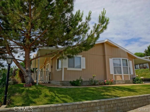 Property photo of 33105 Santiago RD