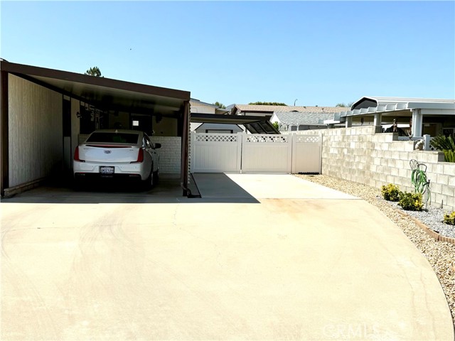 Property photo of 43657 Walden WY