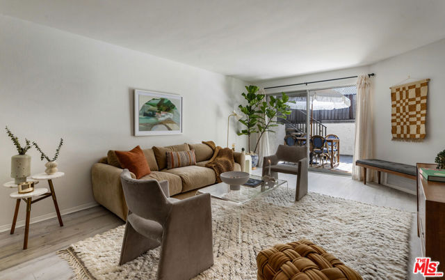 Photo of 1230 Horn Av