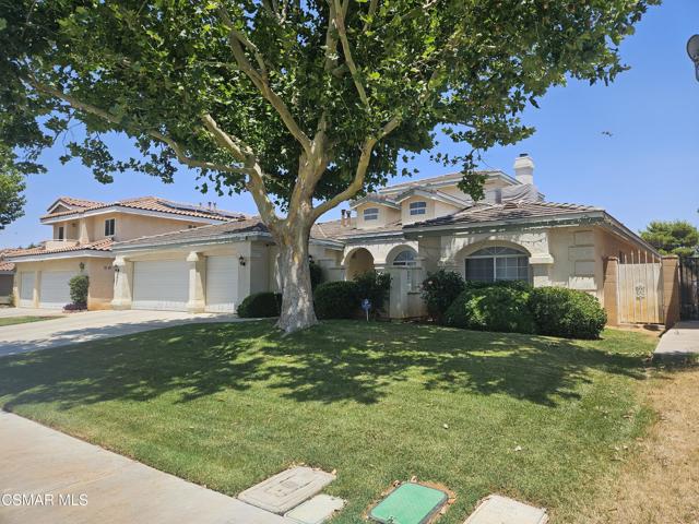 Property photo of 42440 La Gabriella DR
