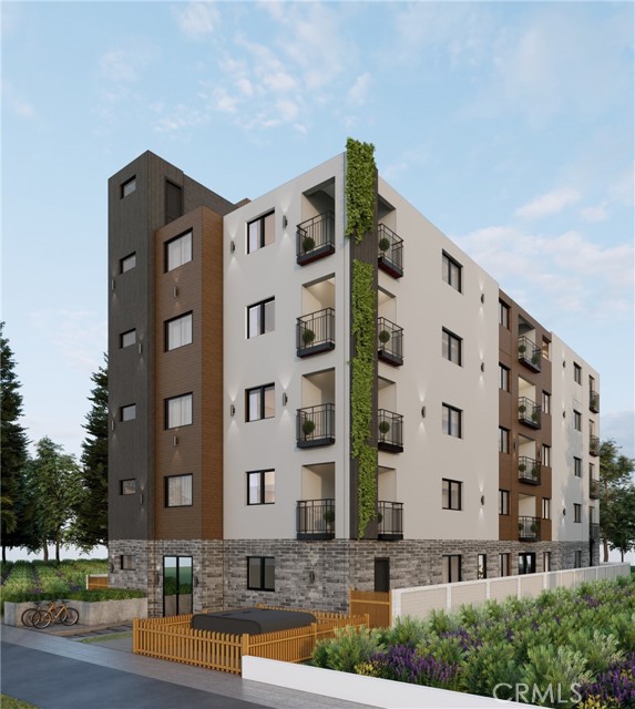 Property photo of 14717 Victory BL