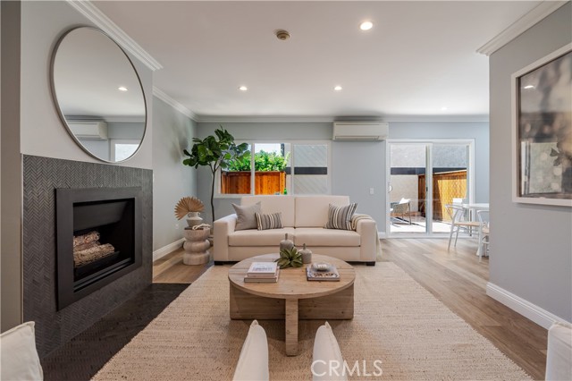 Property photo of 2120 Dufour AV