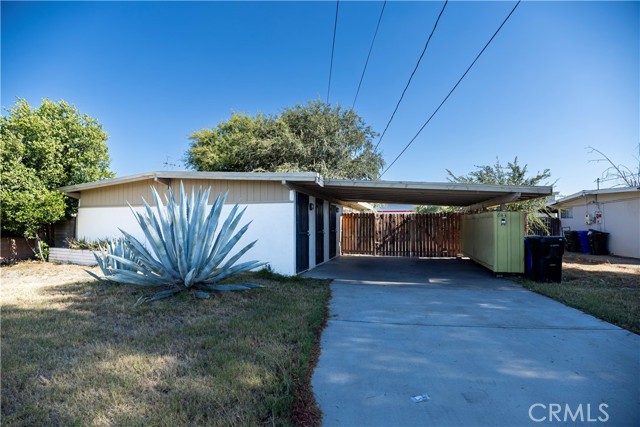 Photo of 643 W Ramona Dr