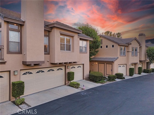 Property photo of 922 S Country Glen WY