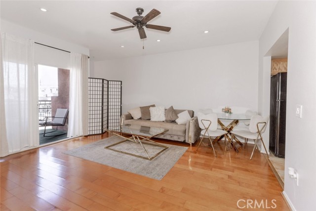 Property photo of 11124 Burbank BL