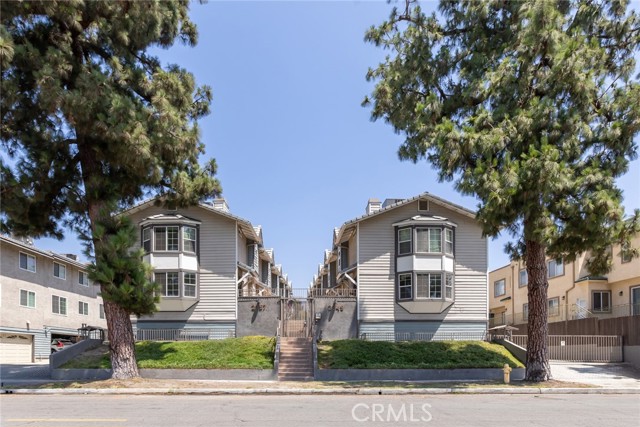 Property photo of 2349 Mira Vista AV