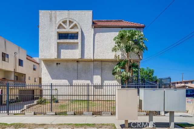 Photo of 4031 La Rica Av