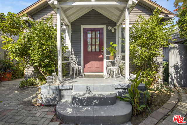 Property photo of 6431 Dix ST