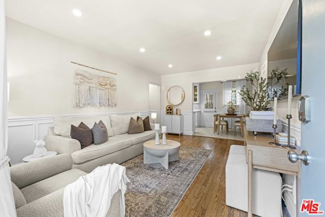 Property photo of 1325 Washington AV