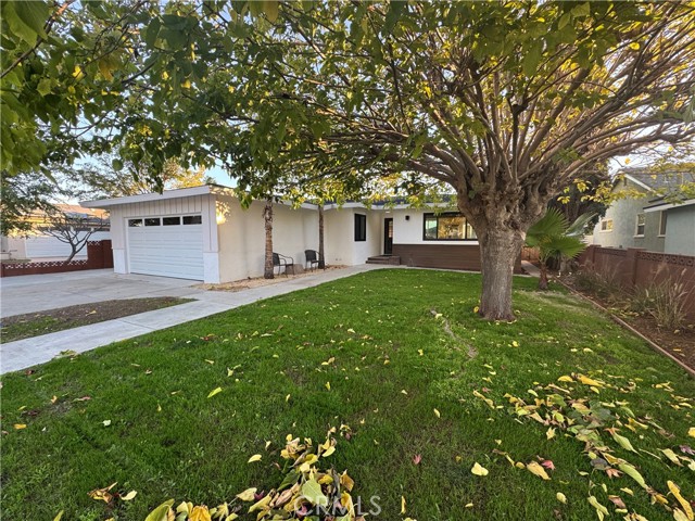 Property photo of 1334 E Mayfair