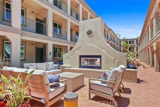 Photo of 927 Deep Valley Dr