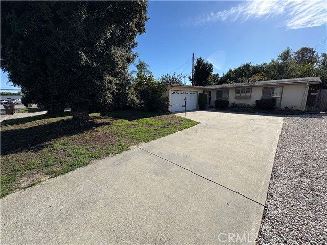 Photo of 8962 Blossom