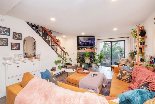 Photo of 15045 Nordhoff