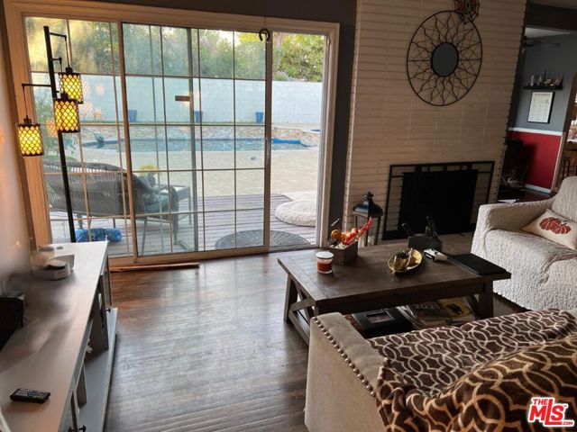 Property photo of 11447 Gothic AV