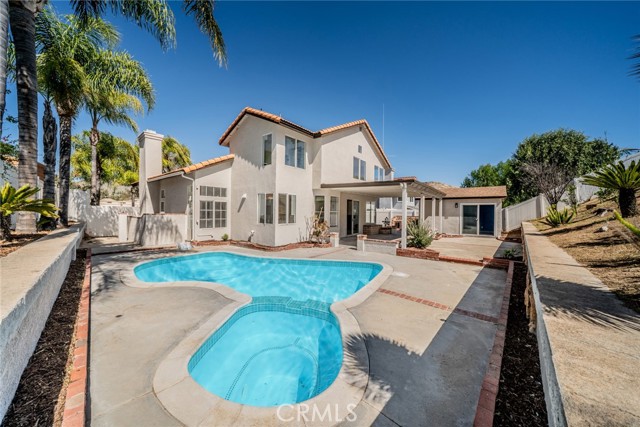 Property photo of 22619 Country Crest