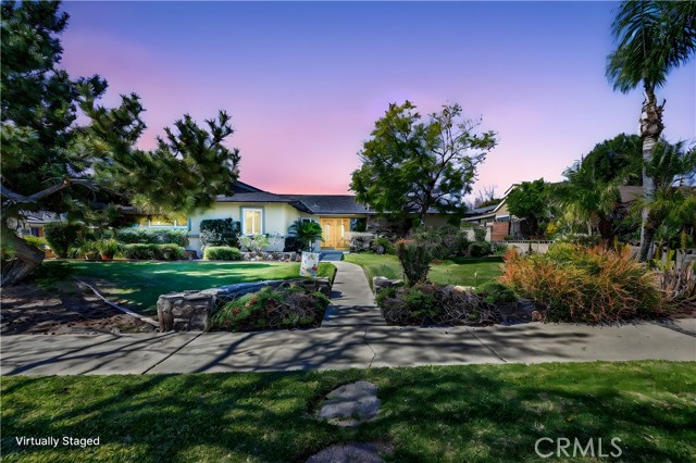 Property photo of 1377 N Shelley AV