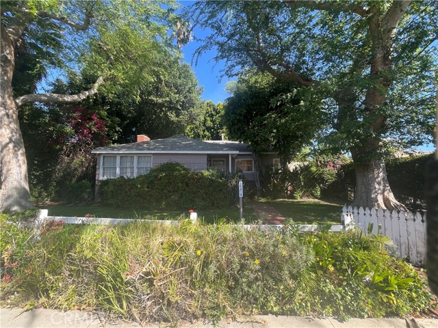 Property photo of 15419 Dickens