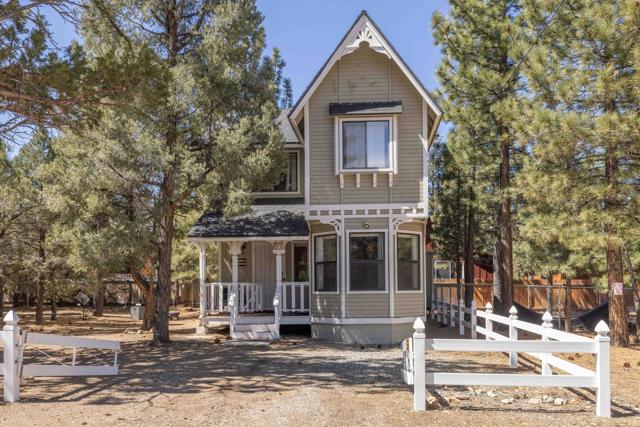 Property photo of 973 Cypress LN