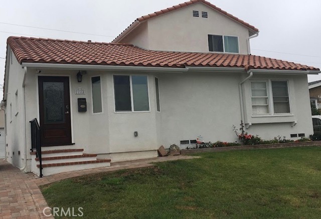 Property photo of 21514 Ellinwood DR