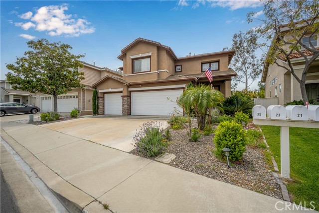 Property photo of 23 Beaulieu LN
