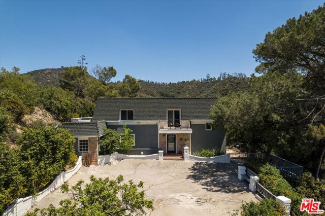 Property photo of 2639 Kennington DR