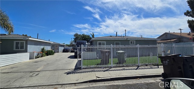 Property photo of 352 W Peach ST