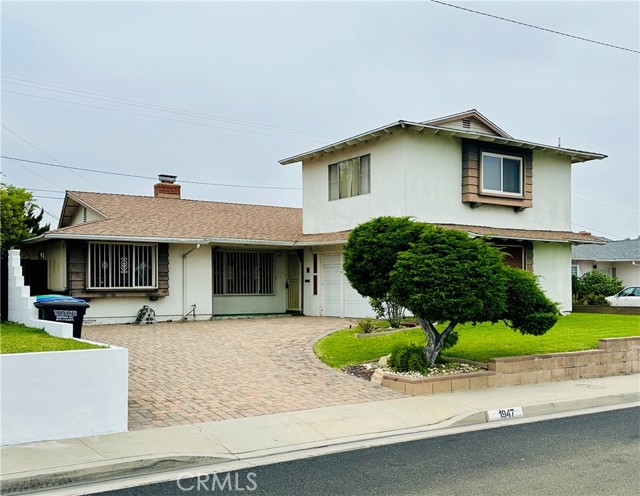 Property photo of 1947 Palm AV