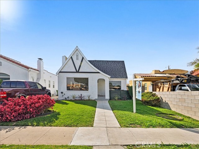 Property photo of 7827 S Hobart BL