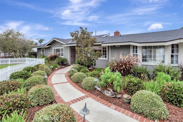 Property photo of 692 E Fellows DR