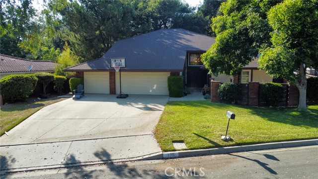 Photo of 175 Arlington Dr