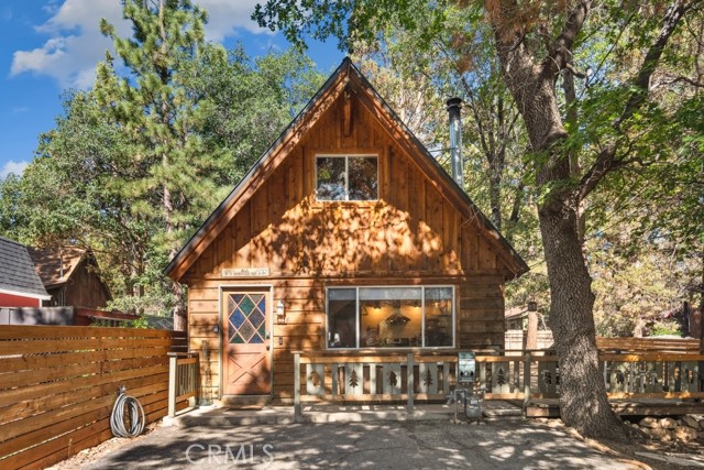 Photo of 604 Spruce Ln
