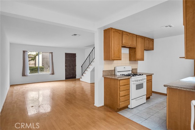 Property photo of 318 E Broadway