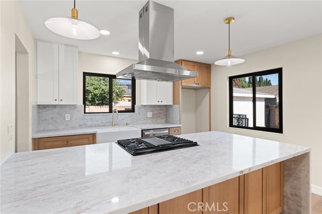 Property photo of 13562 Springdale ST