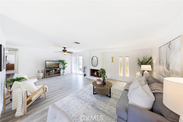 Property photo of 1830 E 19th ST