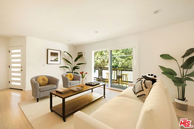 Property photo of 1700 N Occidental BL