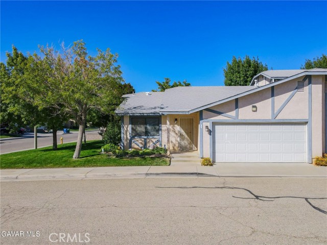 Property photo of 43840 Bobby Jones