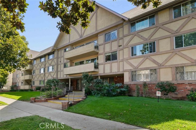 Property photo of 600 W Stocker ST