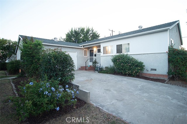 Property photo of 8319 Hickory DR