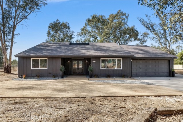 Property photo of 28625 Shady Tree