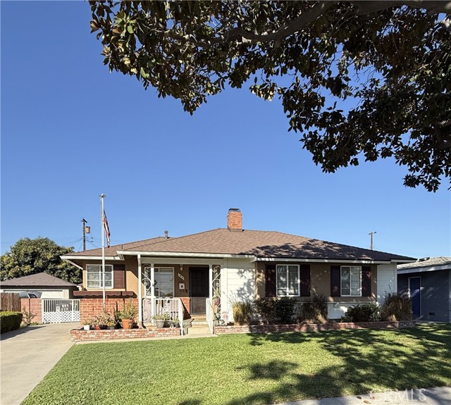 Property photo of 1819 W Olive AV