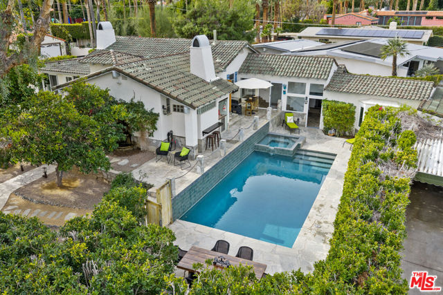 Property photo of 1945 S Mesa DR