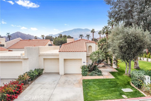 Property photo of 77551 Los Arboles DR