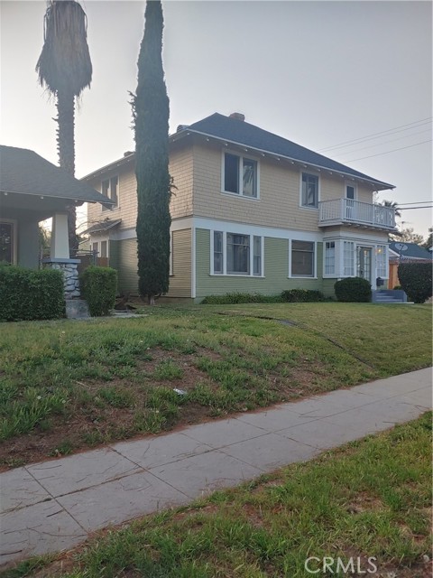 Property photo of 3857 Pine ST