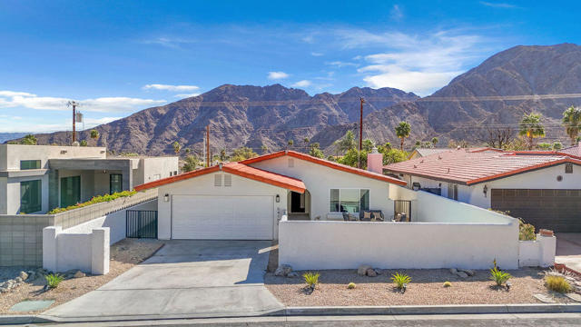 Property photo of 54100 Avenida Obregon